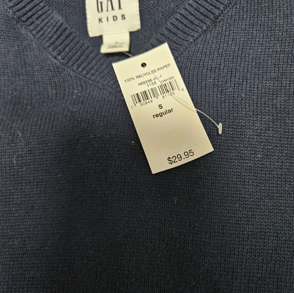 Sweater - Picture 2 of 3